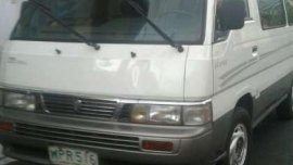 SELLING Nissan Urvan 2000 model
