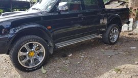 MITSUBISHI Strada 2000model Manual 4x4