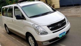 2013 Hyundai Starex Gold VGT AT FOR SALE