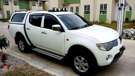 2009 Mitsubishi Strada GLX for sale
