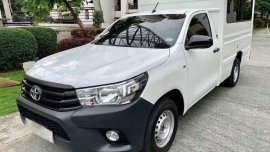 Toyota HILUX FX 4x2 Dual Aircon Diesel MT 2017 
