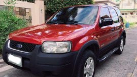 2004 Ford Escape 2.0L in good running condition