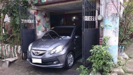 Selling 2015 Honda Brio V Navi Top of the line