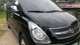 Selling Hyundai Starex gold vgt 2010