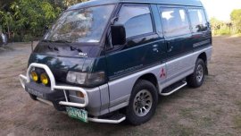 2005 Mitsubishi Delica Starwagon 4x4 Limited FOR SALE 