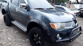 Mitsubishi Strada Manual Diesel 2008 FOR SALE