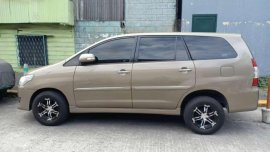 SELLING TOYOTA Innova G mt 2013 gas