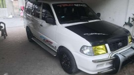 Toyota Revo 2001 manual efi for sale