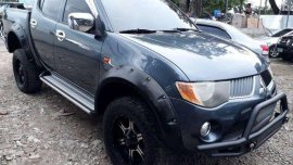 Mitsubishi Strada Manual Diesel 2008 FOR SALE