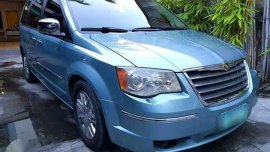 FOR SALE: 2009 Chrysler Town and Country AT
