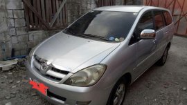 Selling Toyota Innova G 2005 MT 