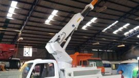 Manlift ISUZU Elf Japan Surplus FOR SALE