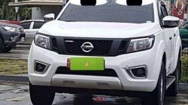 Selling 2017 Nissan NP300 NAVARA EL 4X2 MT (For Assume)