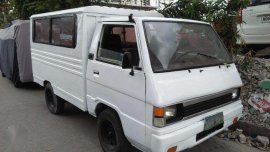 Selling Mitsubishi L300 fb 1994