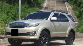 20% DP 2015 Toyota Fortuner V Series Top of the line 1st own Cebu