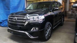 2019 Toyota Land Cruiser DUBAI VX Platinum Brand New