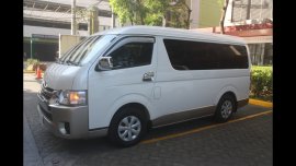 2016 Toyota Hiace Grandia GL AT for sale