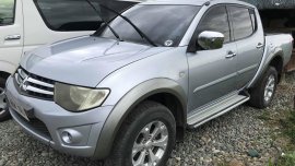 Mitsubishi Strada Manual 4x4 2010 for sale