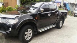 Mitsubishi Strada 2009 for sale