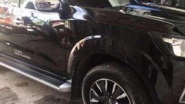 SELLING NISSAN Navara calibre 2016