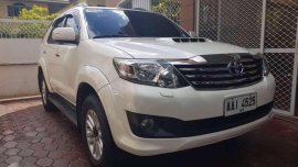 FOR SALE Toyota Fortuner V variant 4x4