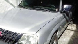 Mitsubishi L200 Endeavor (2004 model) Manual Transmission