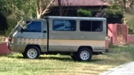 For Sale MITSUBISHI L300 FB Dual a/c Model 1995