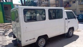 Mitsubishi L300 fb 2010mdl dual aircon power steering