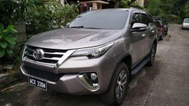 2016 TOYOTA Fortuner V FOR SALE
