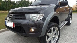 Mitsubishi Strada 2014 for sale
