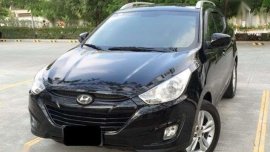 Hyundai Tucson 40K Mileage only 2011 Gas 1st owner Pristine Condition