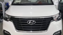 Hyundai Starex swivel 2.5L 10s 2019 for sale