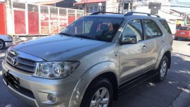 Toyota Fortuner 2011 G for sale