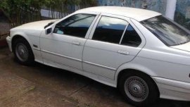 BMW 316i White 1995 for sale