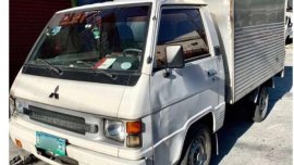 Mitsubishi L300 MT 2011 for sale