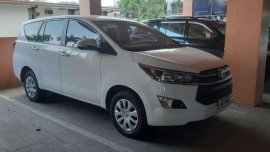 SUV -Toyota Innova 2017 manual transmission