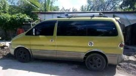 SELLING HYUNDAI Starex 2000