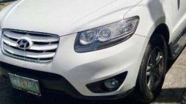 FOR SALE Hyundai Santa Fe year 2011. 