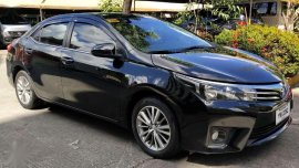 Toyota Corolla Altis 1.6 V 2016 model Automatic Transmission