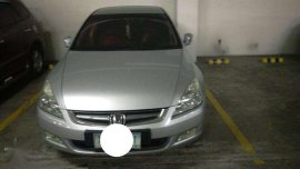Honda Accord silver 2003 FOR SALE
