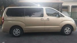 2010 Hyundai Starex gl 2.5 FOR SALE