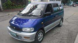 SELLING Nissan Serena 2002 diesel