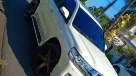 2017 Toyota LandCruiser LC200 Dubai FOR SALE