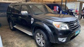 SELLING Ford Everest 2013