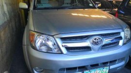 2005 Toyota Hilux 2.4G Automatic Transmission