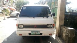 Mitsubishi L300 fb model 2009 dual aircon