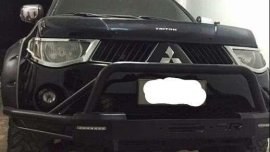 Mitsubishi Strada 2009 FOR SALE
