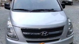 SELLING HYUNDAI Grand Starex gl 2010