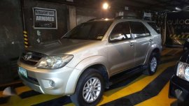 2007 Toyota Fortuner Powerful yet Economical Gas Engine