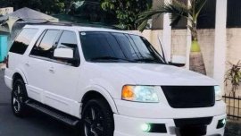 2004s Ford Expedition SVT TOP OF the line variant